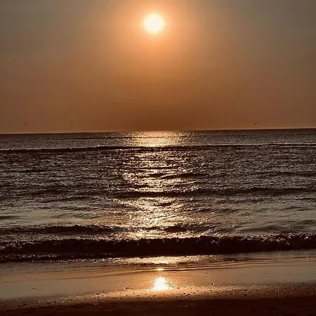 Zer En Loft In Centrum דירה ברחן